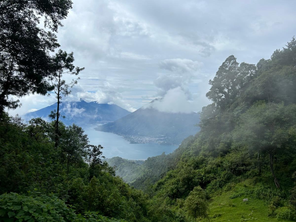 lake clouds aleluya