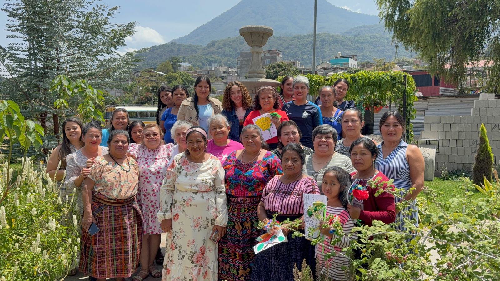 group photo aleluya