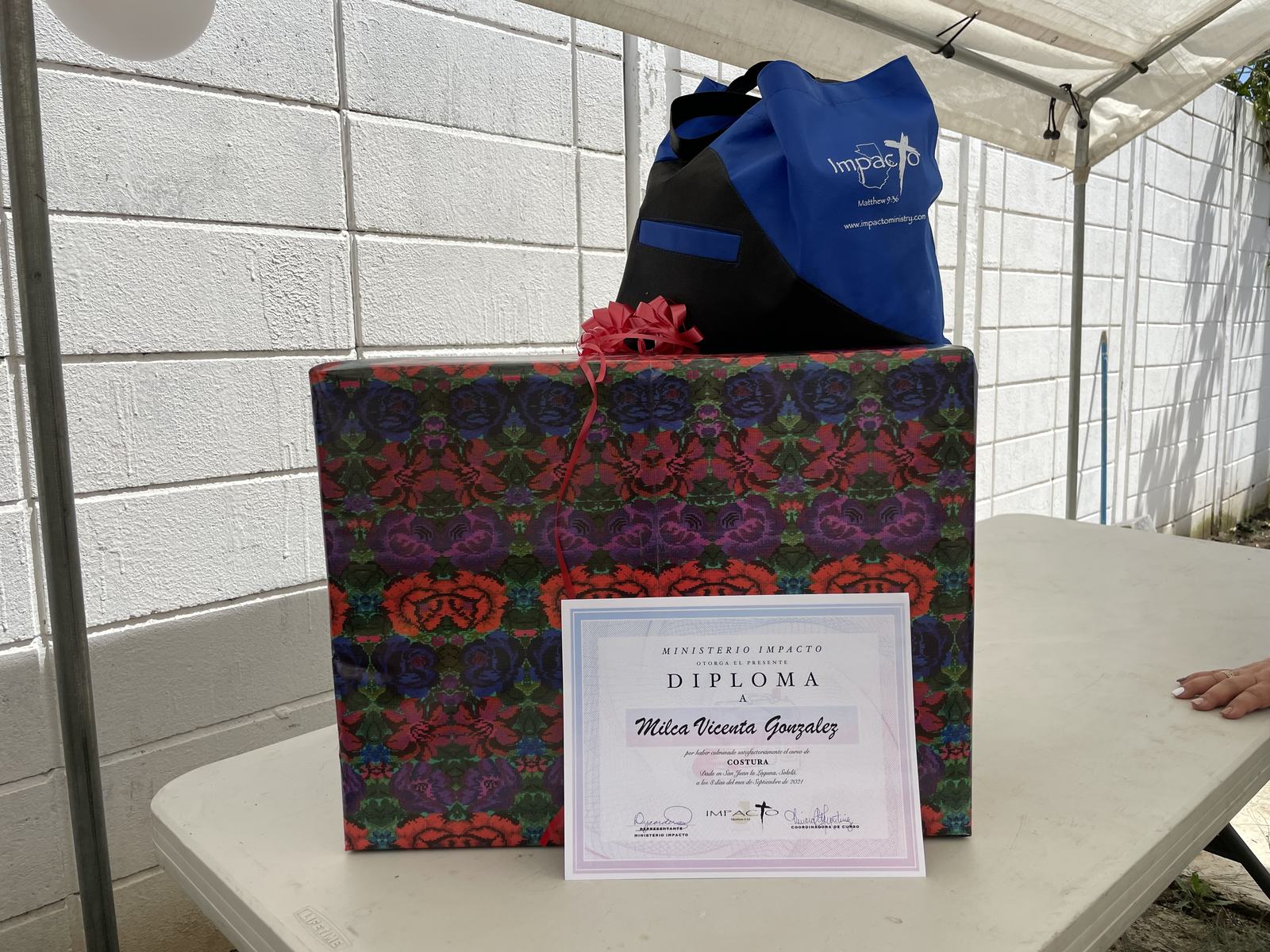 Display Stand Certificate Aleluya