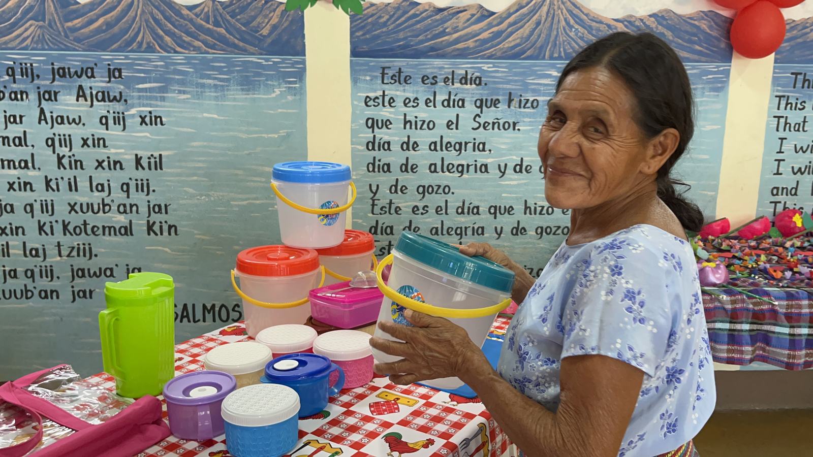 with containers aleluya